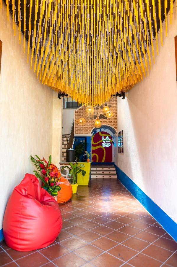 Why Not Hotel Antigua Exterior photo