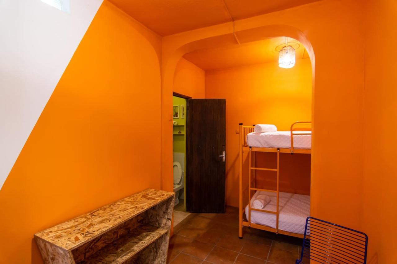 Why Not Hotel Antigua Exterior photo